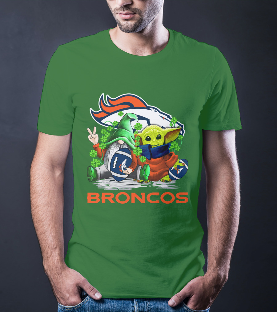 Denver Broncos Football St. Patrick’s Day Gnome And Green Alien With Shamrocks T-Shirt