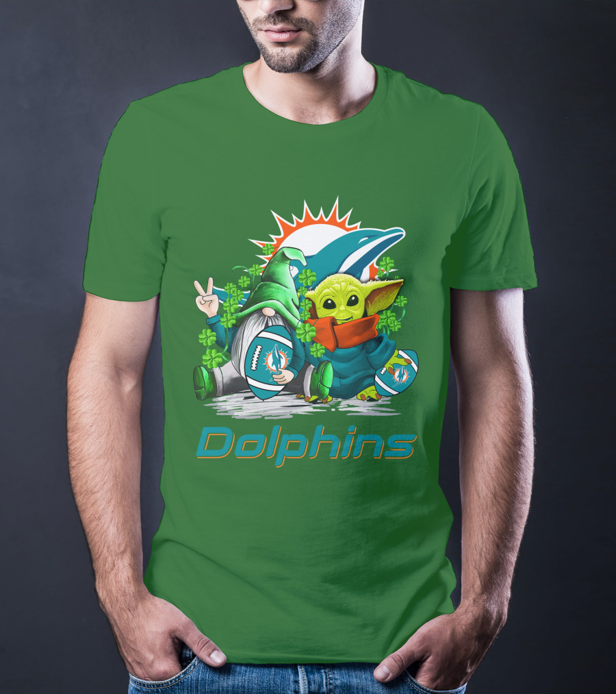 Miami Dolphins St Patrick's Day Football Gnome And Baby Alien With Shamrocks T-Shirt