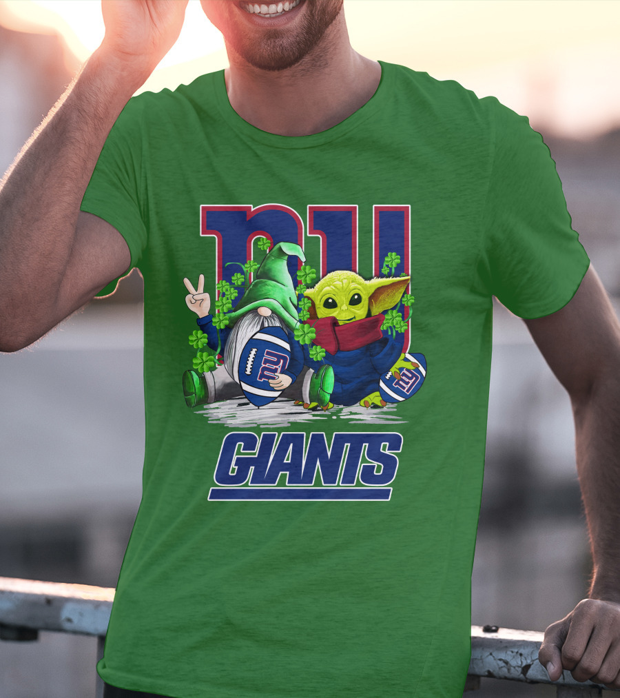 New York Giants Football St. Patrick's Day Gnome And Yoda T-Shirt