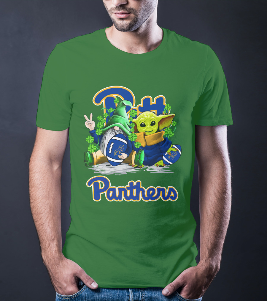 Pitt Panthers St. Patrick’s Day Football Gnome And Baby Yoda With Shamrocks T-Shirt