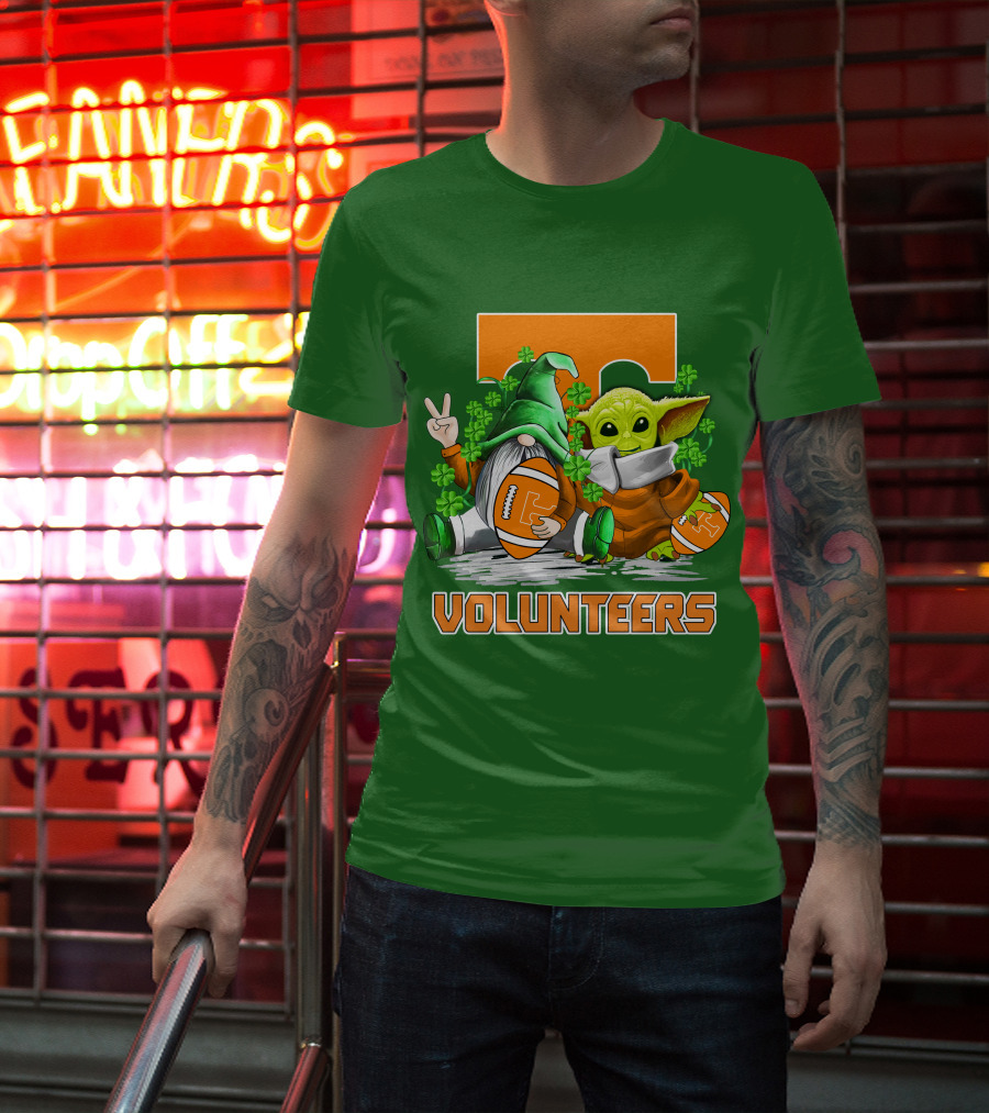 Tennessee Volunteers Football St. Patrick’s Day Gnome And Baby Alien T-Shirt