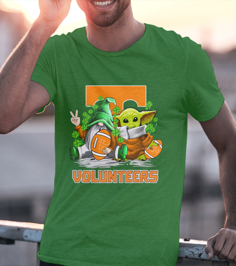 Tennessee Volunteers Football St. Patrick’s Day Gnome And Baby Alien T-Shirt