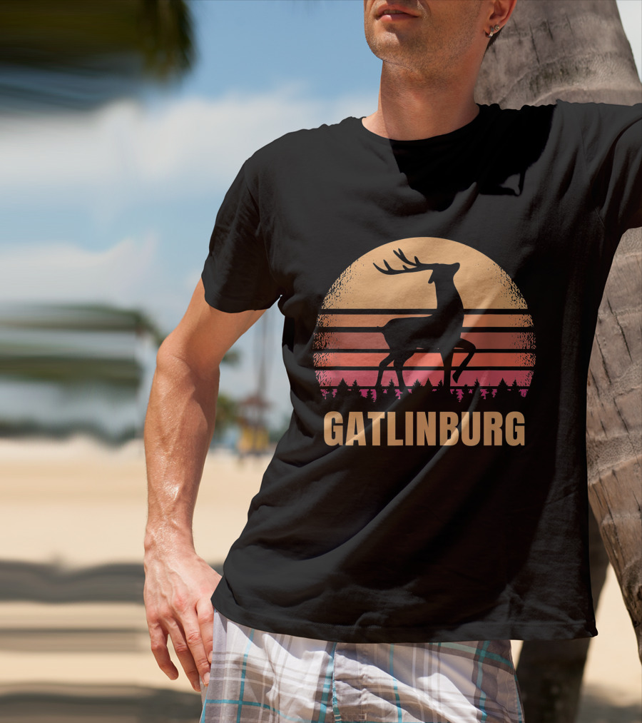 Gatlinburg Tennessee Vintage Deer Silhouette With Distressed Sunset Background T-Shirt