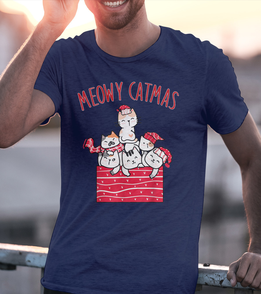 Meowy Catmas Cute Kawaii Anime Christmas Cats T-Shirt