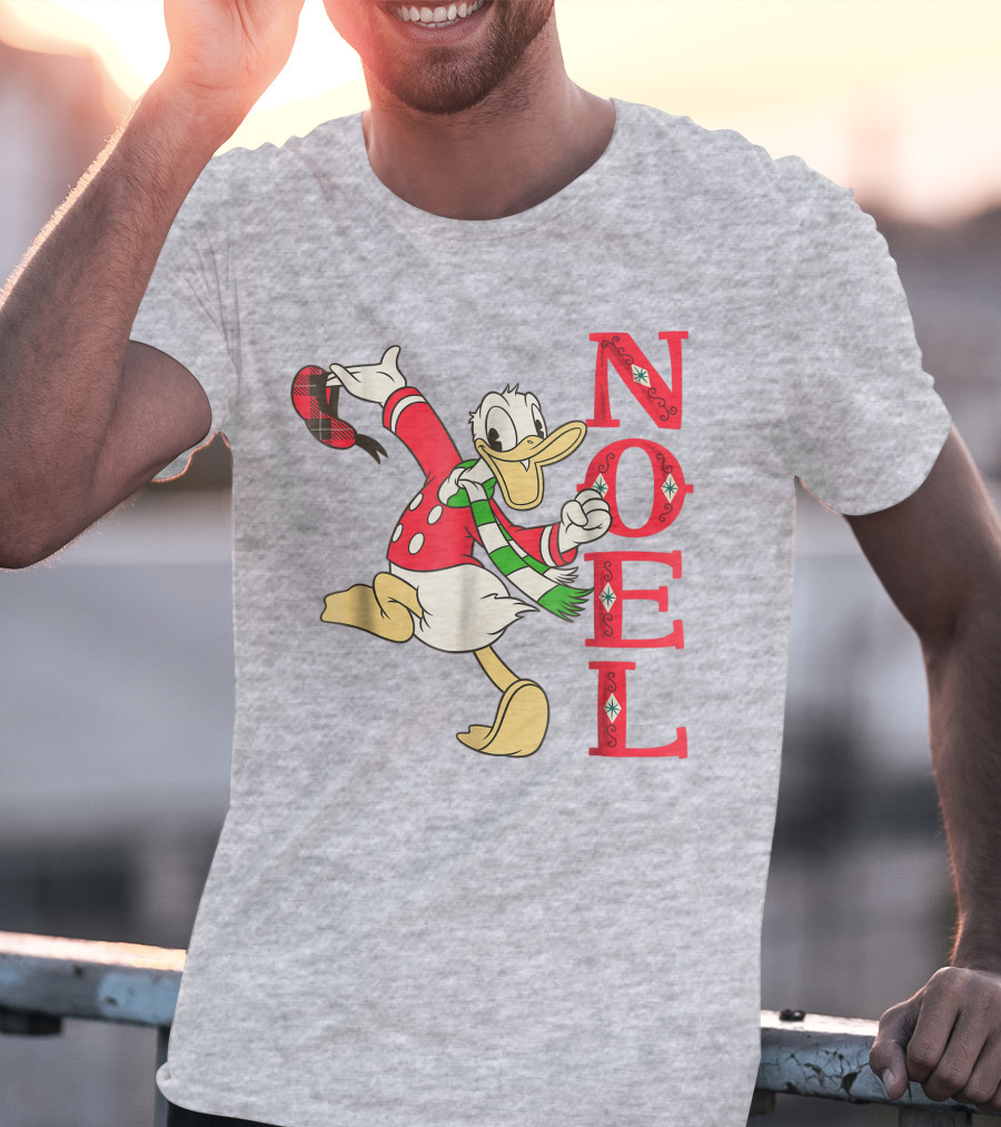 Vintage Disney Donald Duck Noel Holiday Merry Christmas T-Shirt