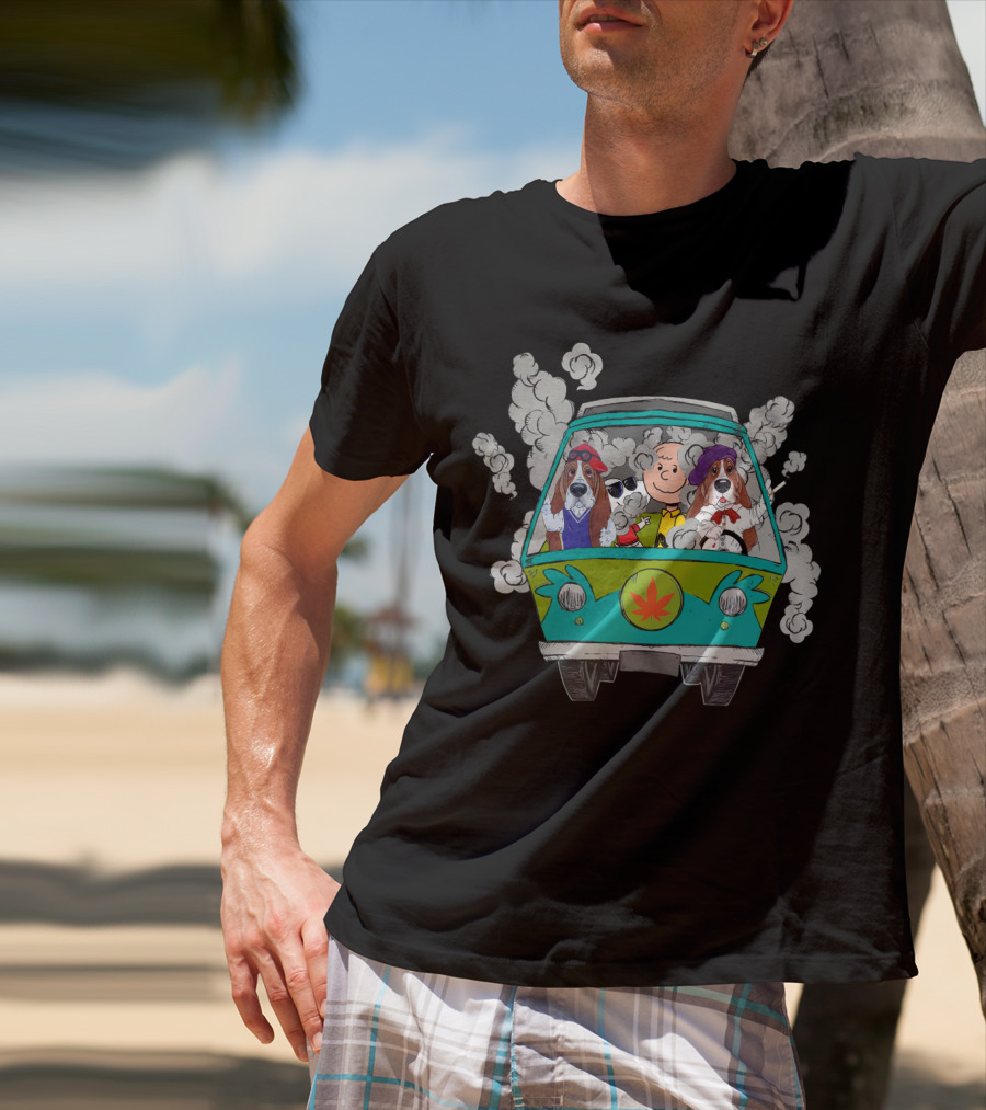 Basset Hound Ds0 Charlie Brown Snoopy Mystery Machine Smoke T-Shirt