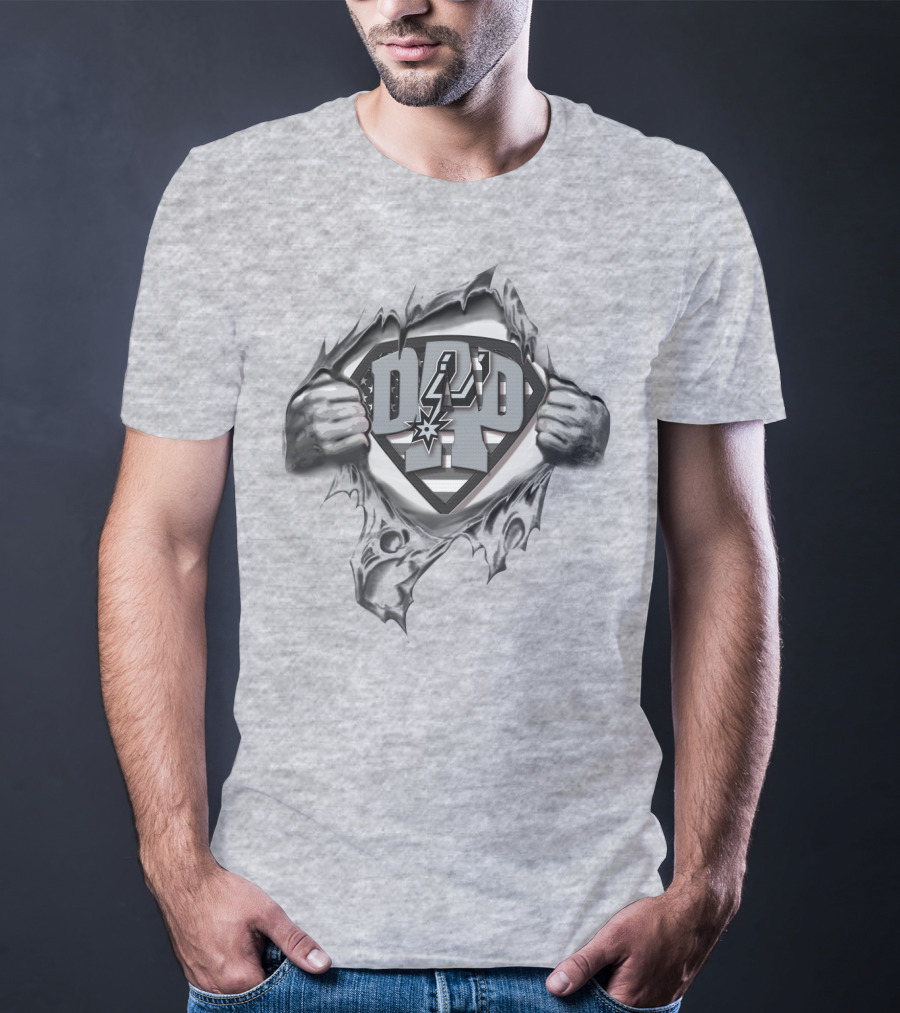 SUPERDAD San Antonio Spurs Logo Rip T-Shirt