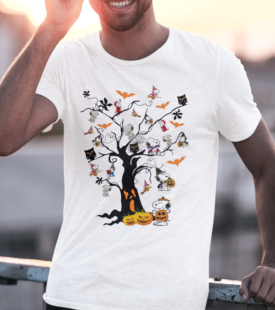 Peanuts Halloween Snoopy Pumpkin Costume Tree With Ghosts And Bats T-Shirt