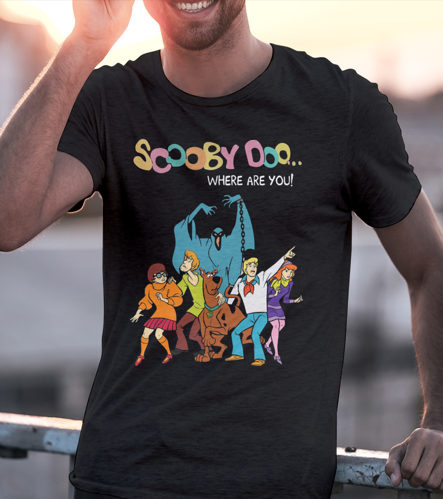 Scooby Doo Where Are You Group And Phantom Scene T-Shirt