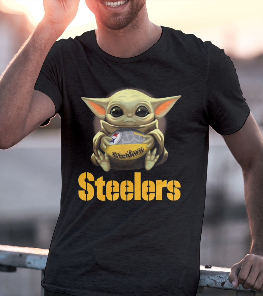 Baby Yoda Steelers Hug Football T-Shirt