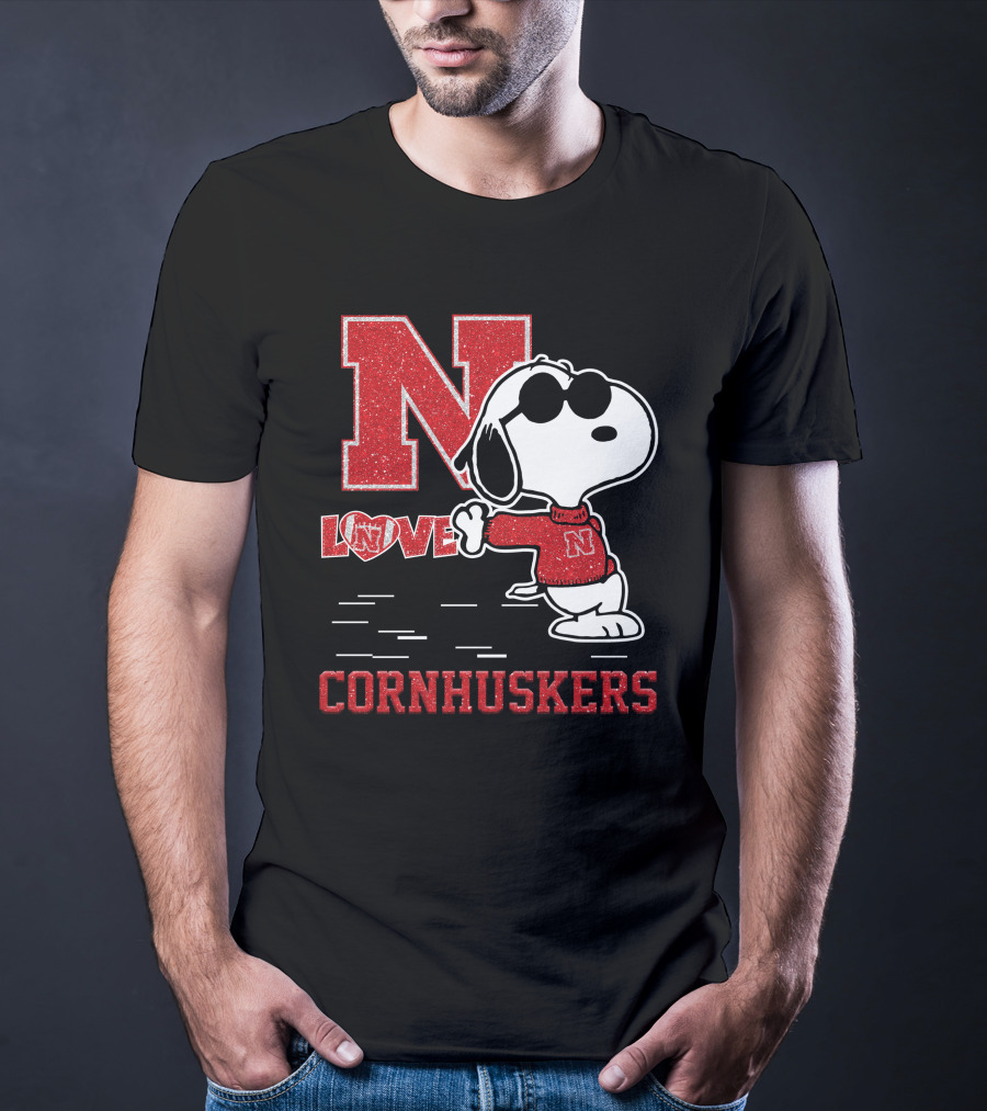 Snoopy Nebraska Cornhuskers Love N T-Shirt