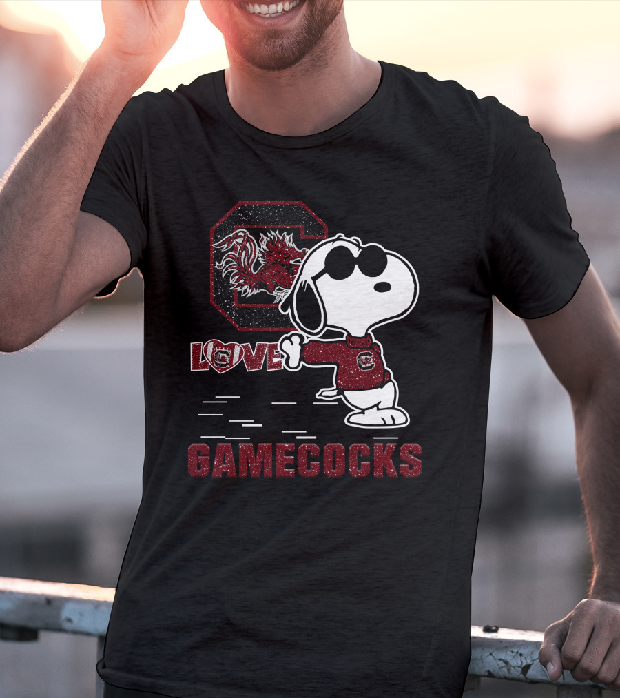 Snoopy Love Gamecocks South Carolina T-Shirt