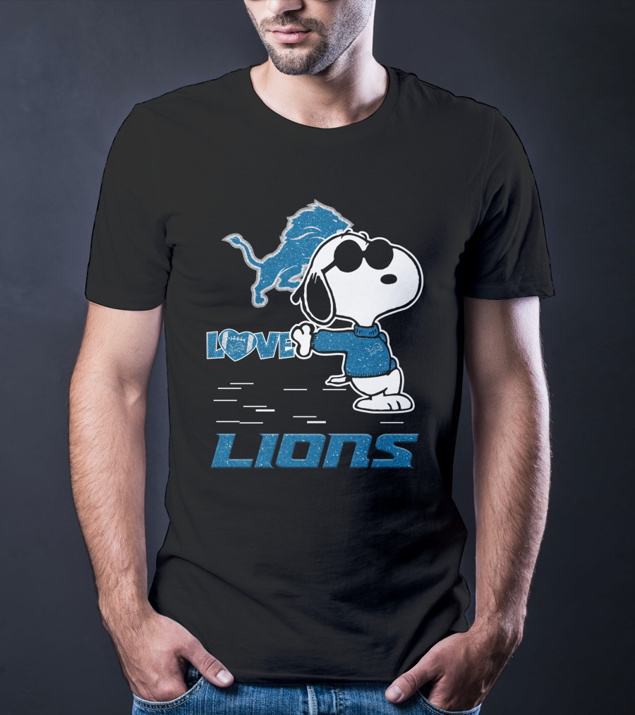 Snoopy Love Detroit Lions Nfl Football Fans T-Shirt