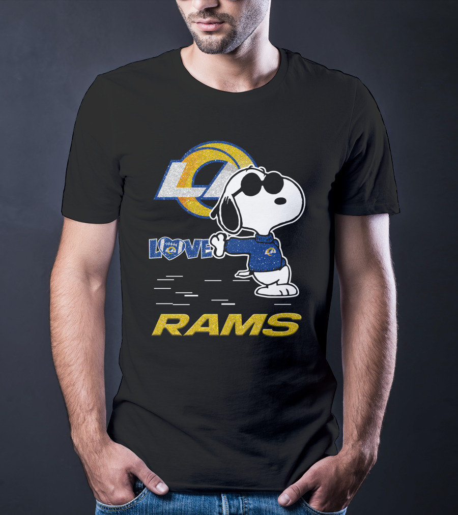 Snoopy Love Los Angeles Rams Football Fan Graphics T-Shirt
