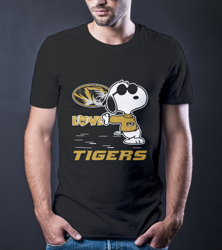 Snoopy Love Missouri Tigers Mizzou T-Shirt