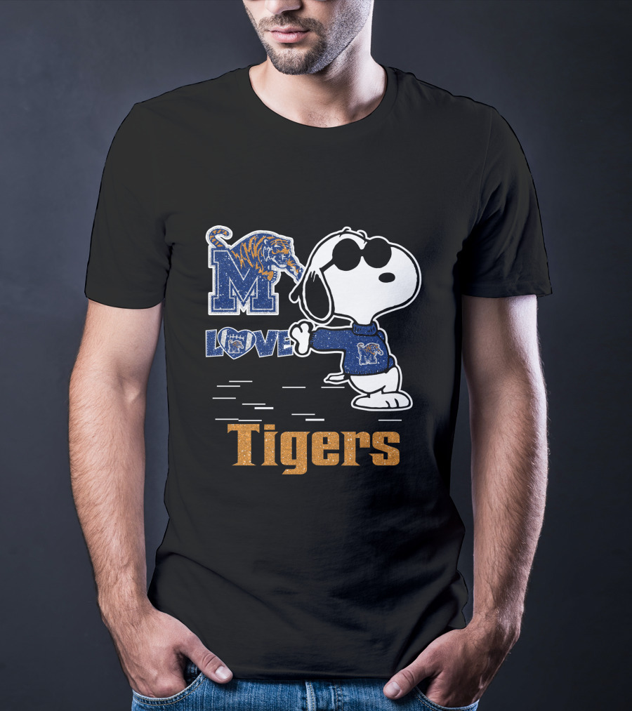 Snoopy Memphis Tigers Love T-Shirt