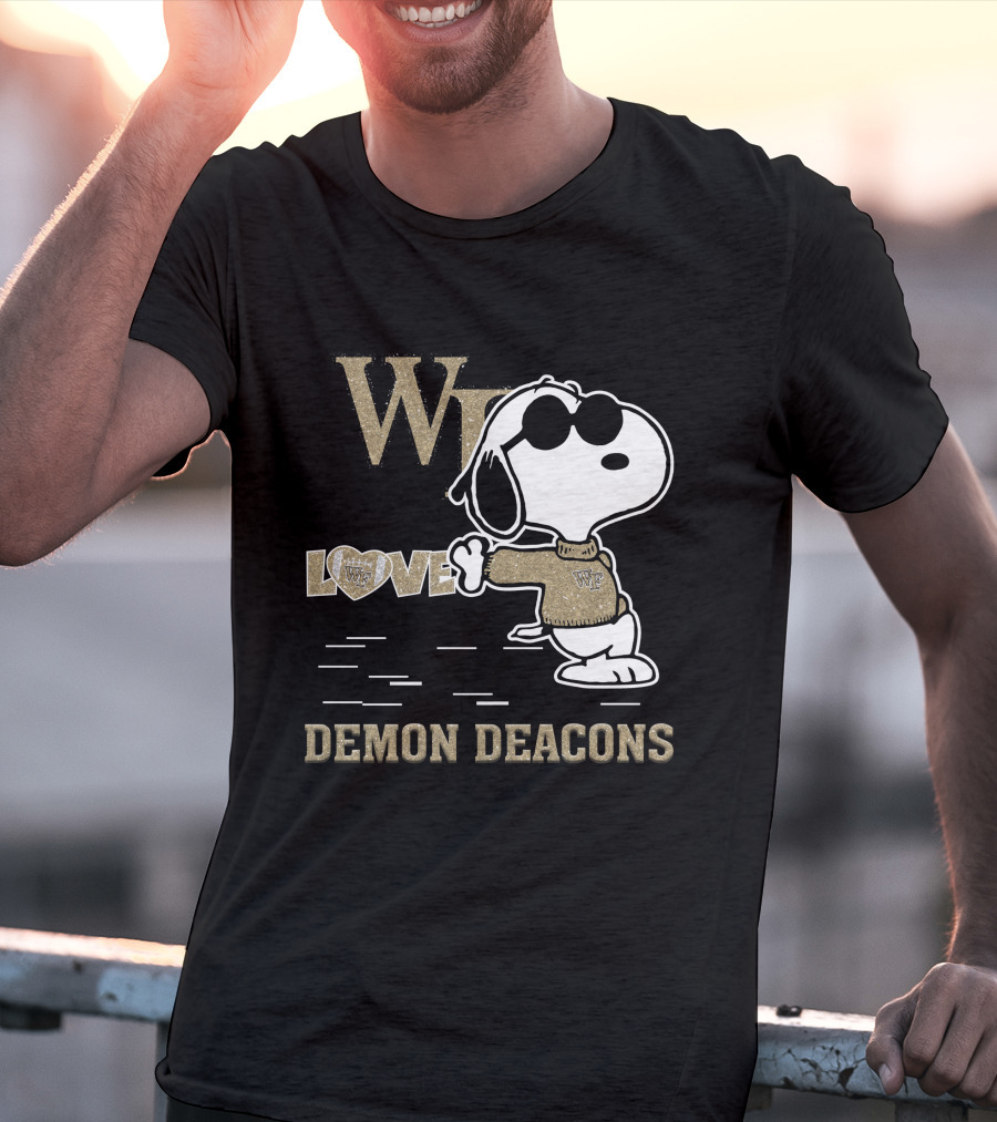 Snoopy Love Wake Forest Demon Deacons WD T-Shirt