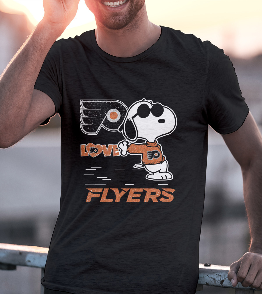 Snoopy Philadelphia Flyers Love T-Shirt
