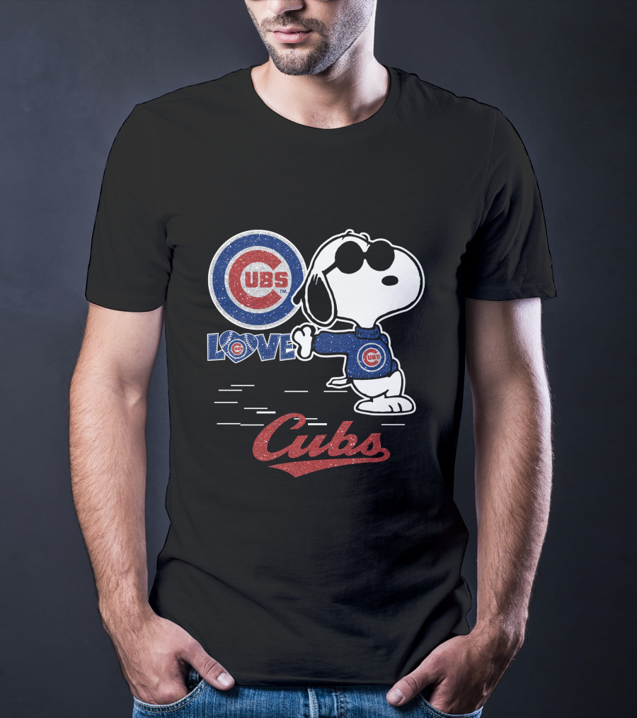 Snoopy Cubs Love Chicago Cubs T-Shirt