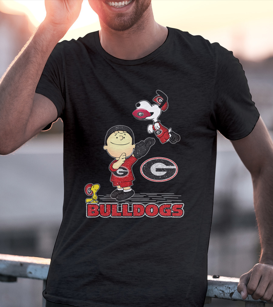 Snoopy Bulldogs Georgia Peanuts Characters T-Shirt