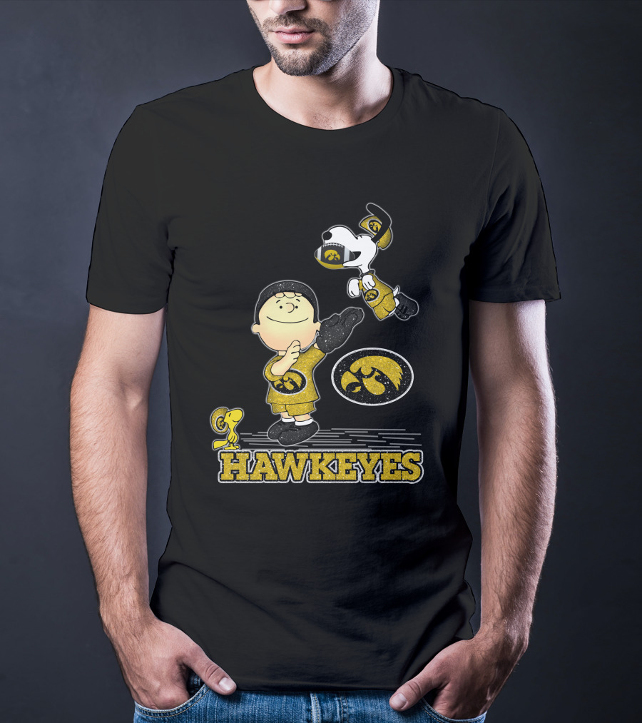 Snoopy And Woodstock Support Iowa Hawkeyes Football With Peanuts T-Shirt