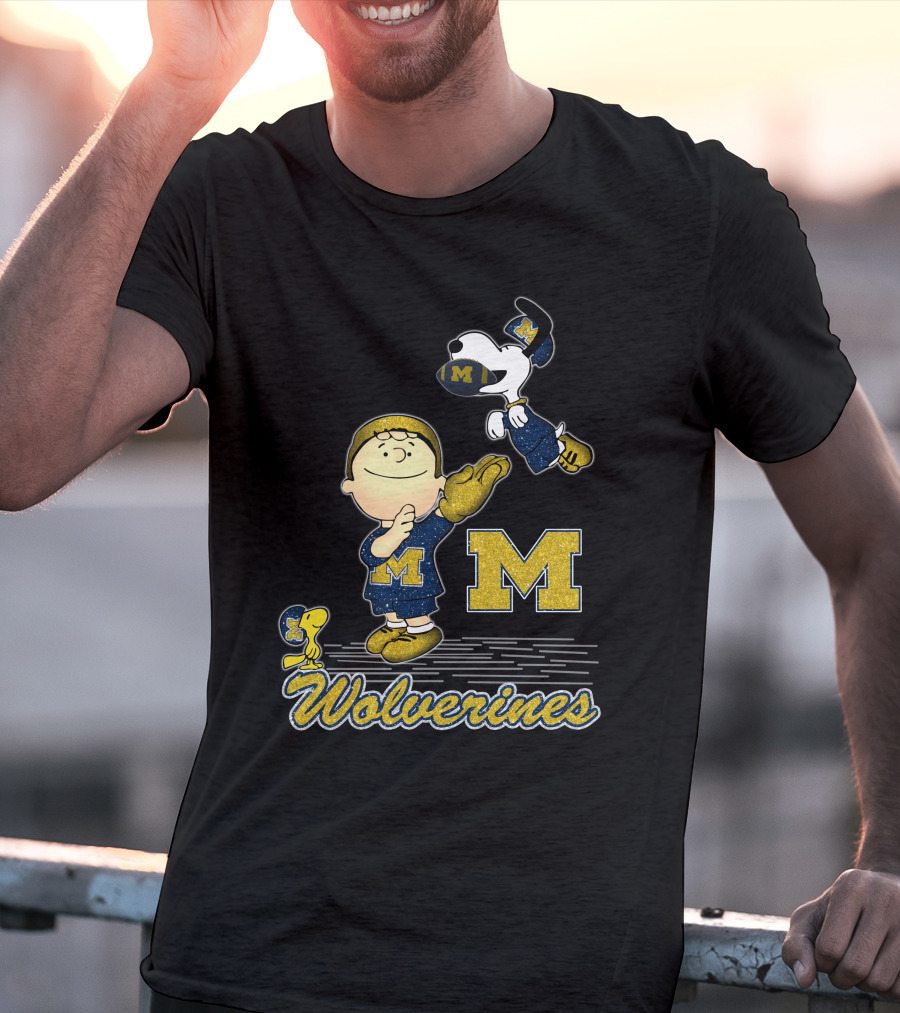 Snoopy And Wolverines Enthusiastic Team Spirit With Peanuts Characters T-Shirt