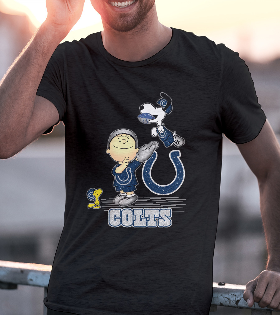 Snoopy Colts Football Charlie Brown Woodstock Indianapolis T-Shirt