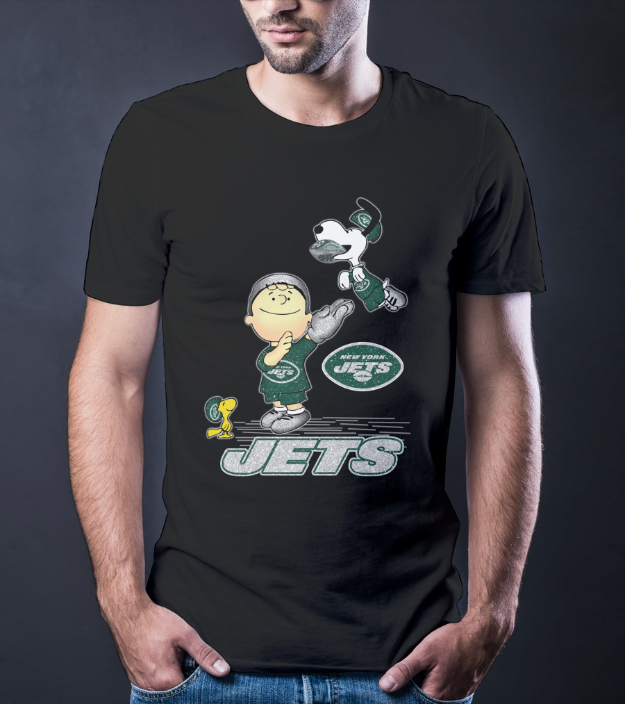 Snoopy New York Jets Football Fan Peanuts Characters T-Shirt