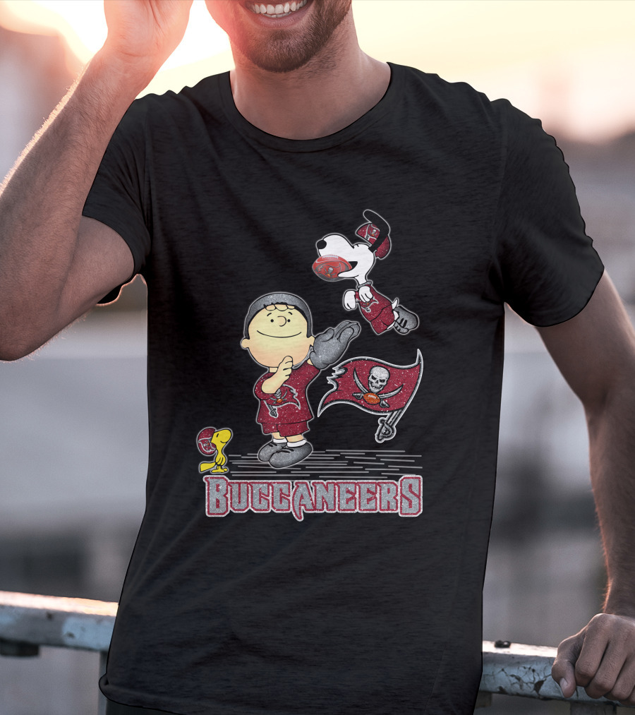 Snoopy Buccaneers Love Tampa Bay Football Peanuts Characters T-Shirt