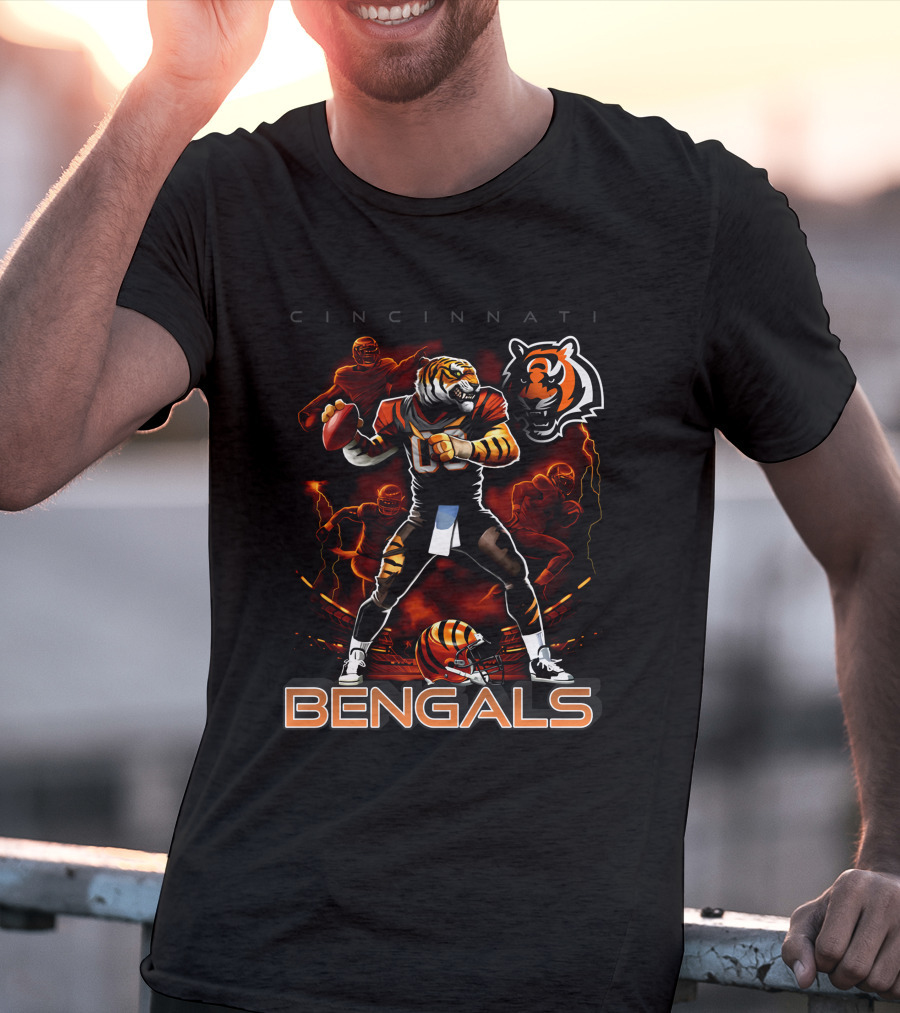 Cincinnati Bengals Tiger Football Player Iconic T-Shirt