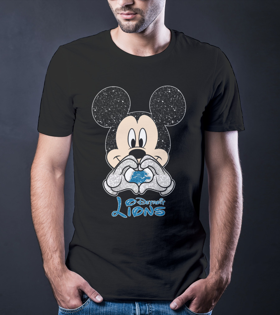 Mickey Mouse Heart Detroit Lions Fan Love T-Shirt