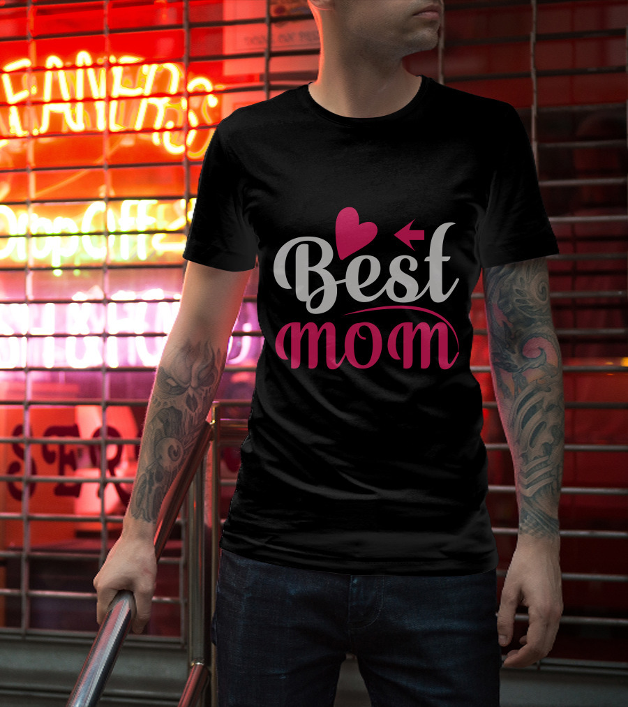 Best Mom Heart Arrow T-Shirt