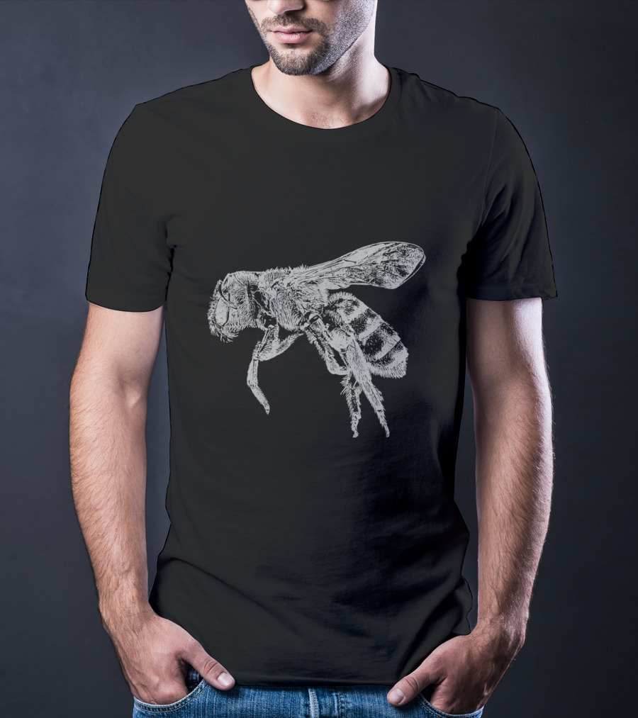 Vintage Distressed Cute Bee For Beekeeping Enthusiasts In Black And White Sketch T-Shirt