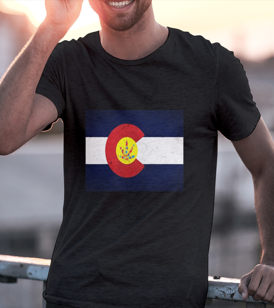 Colorado Flag Tie Dye Leaf Cannabis Symbol BlueWhiteRed T-Shirt