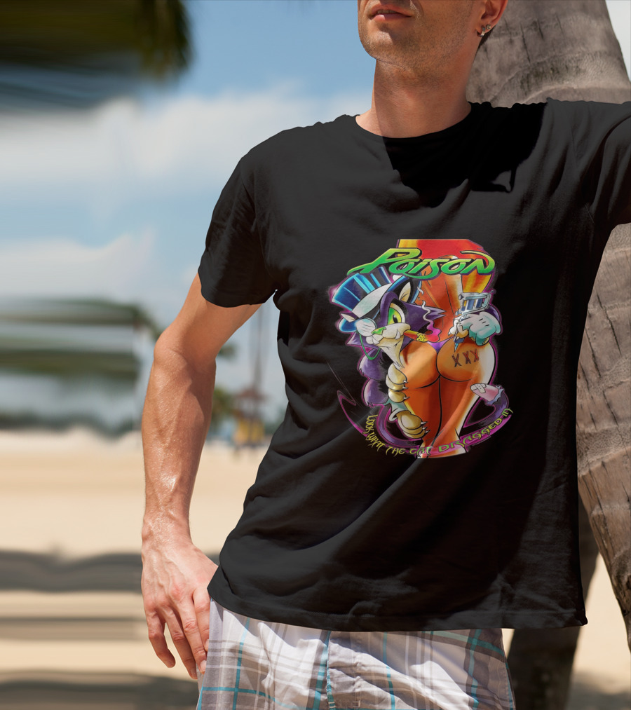 Poison Cartoon Cat Holding Tattoo Gun Text 'Look What The Cat Dragged In' T-Shirt