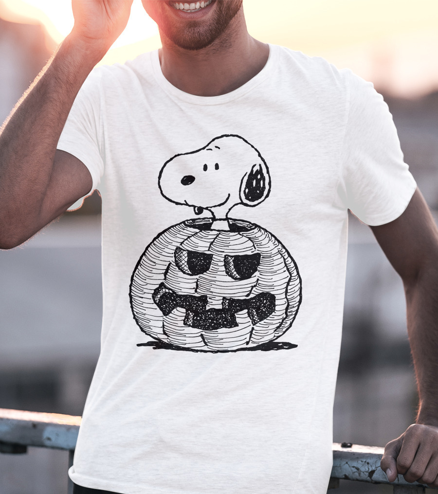 Snoopy Halloween Jack O Lantern Peanuts T-Shirt