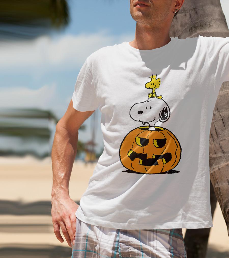 Halloween Snoopy Woodstock Pumpkin Peanuts Cartoon T-Shirt