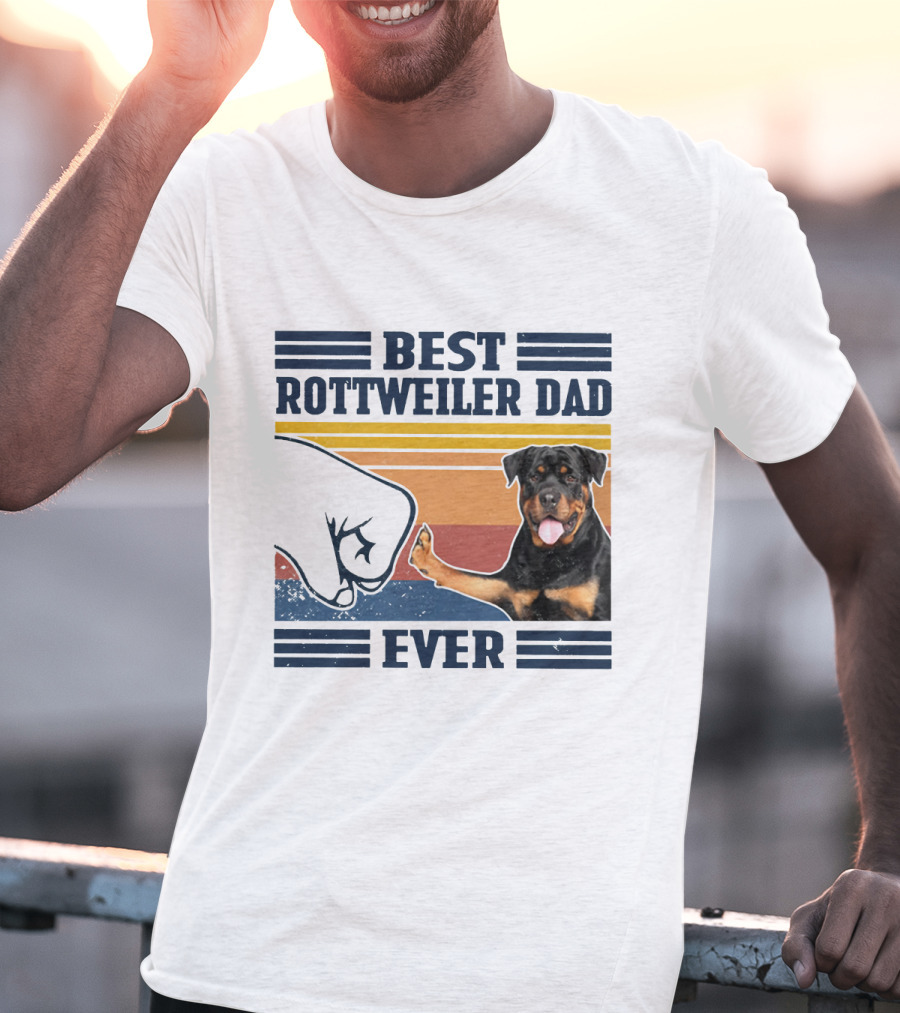Best Rottweiler Dad Ever Vintage Fist Bump Stripes T-Shirt