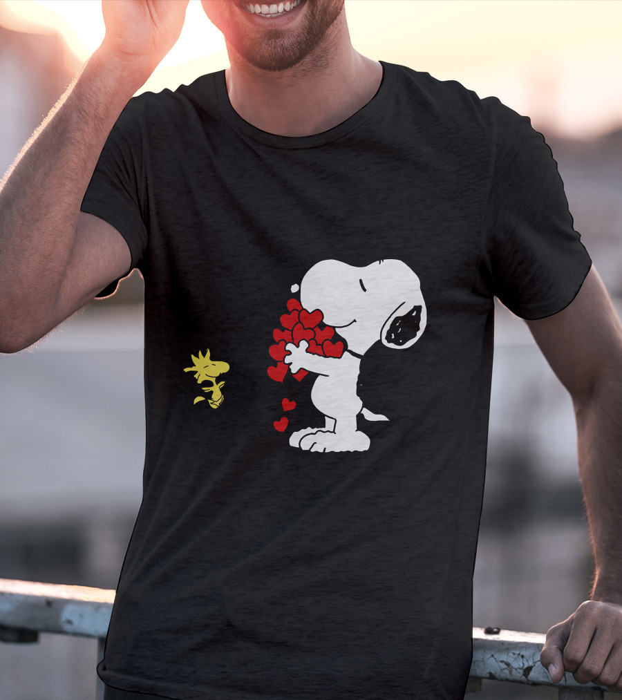 Snoopy Holding Hearts With Woodstock Hugging T-Shirt
