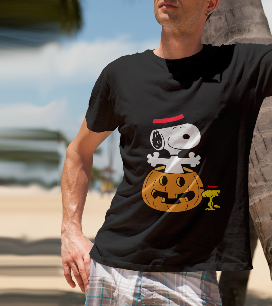 Snoopy Woodstock Halloween Pumpkin Witch Hat T-Shirt
