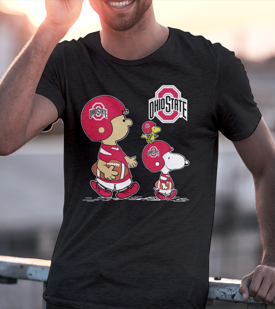 Ohio State Buckeyes Peanuts Characters Football Team Sports Helmet T-Shirt