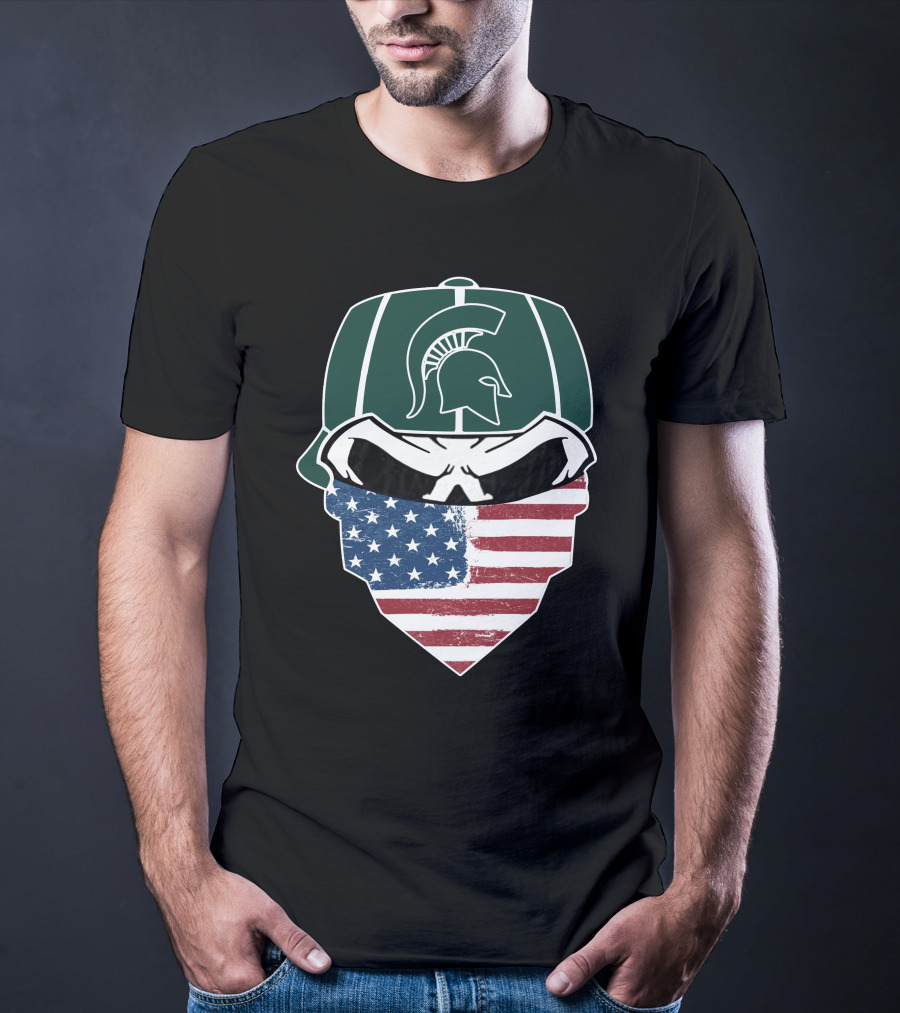 Michigan State Spartans Skulls Helmet With American Flag Bandana T-Shirt
