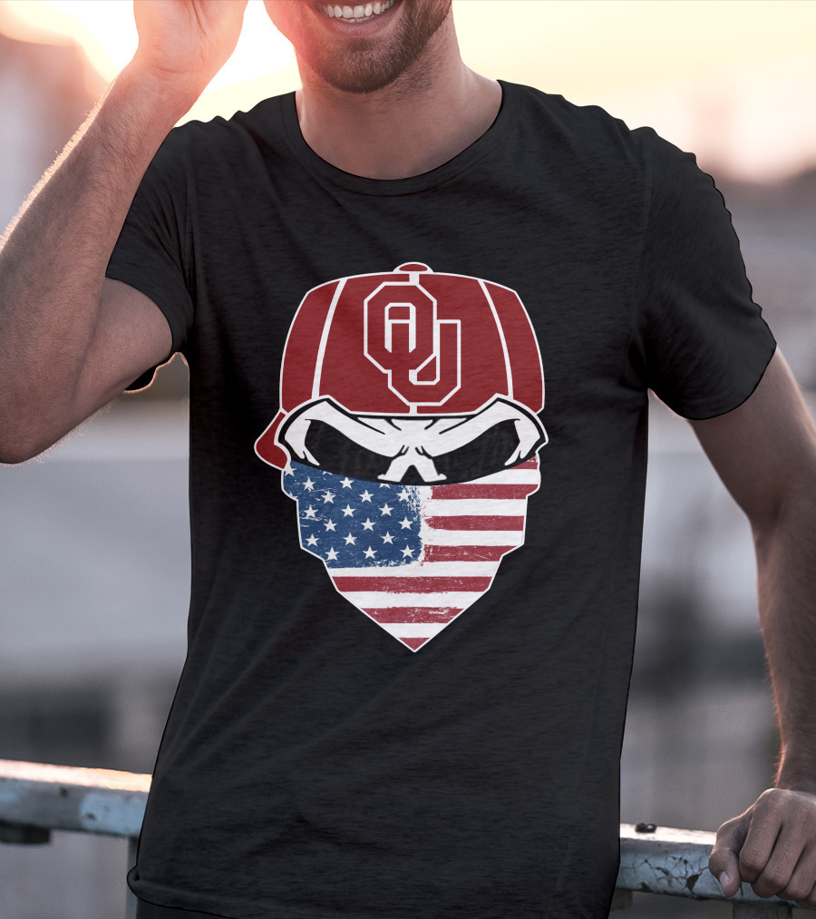 SOONERS Skuls OU American Flag Bandana Skull T-Shirt