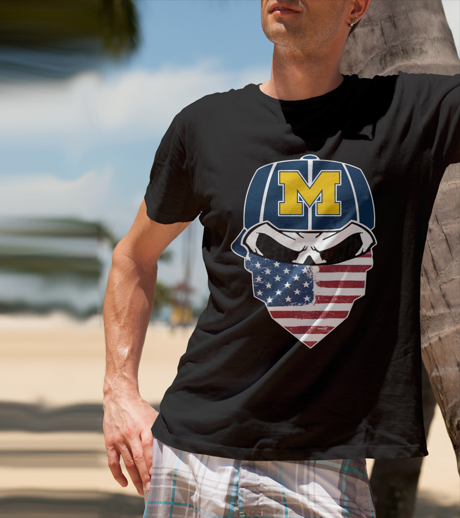 Wolverines Skulls M American Flag Bandana T-Shirt