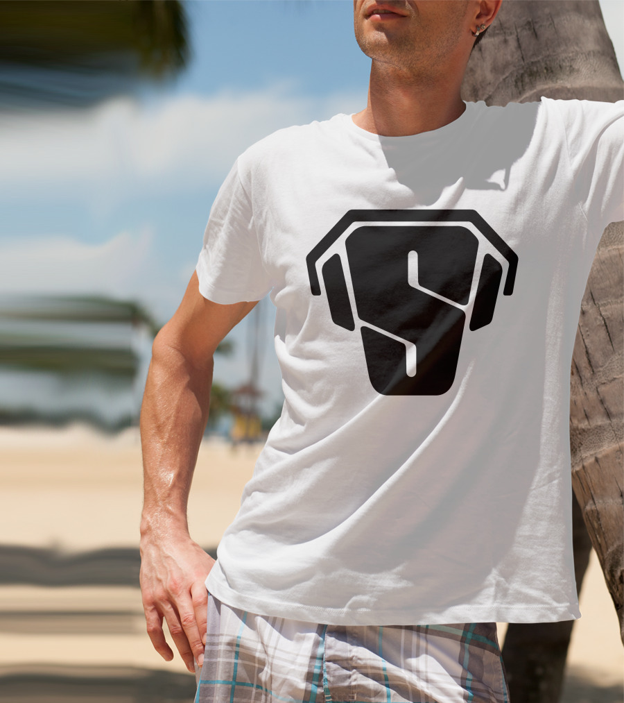 RS Iconic Minimalist Logo T-Shirt