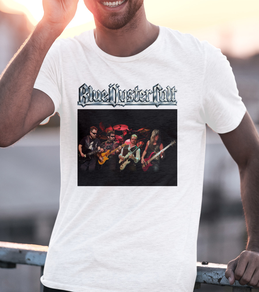Blue Oyster Cult Live Performance Band Image T-Shirt
