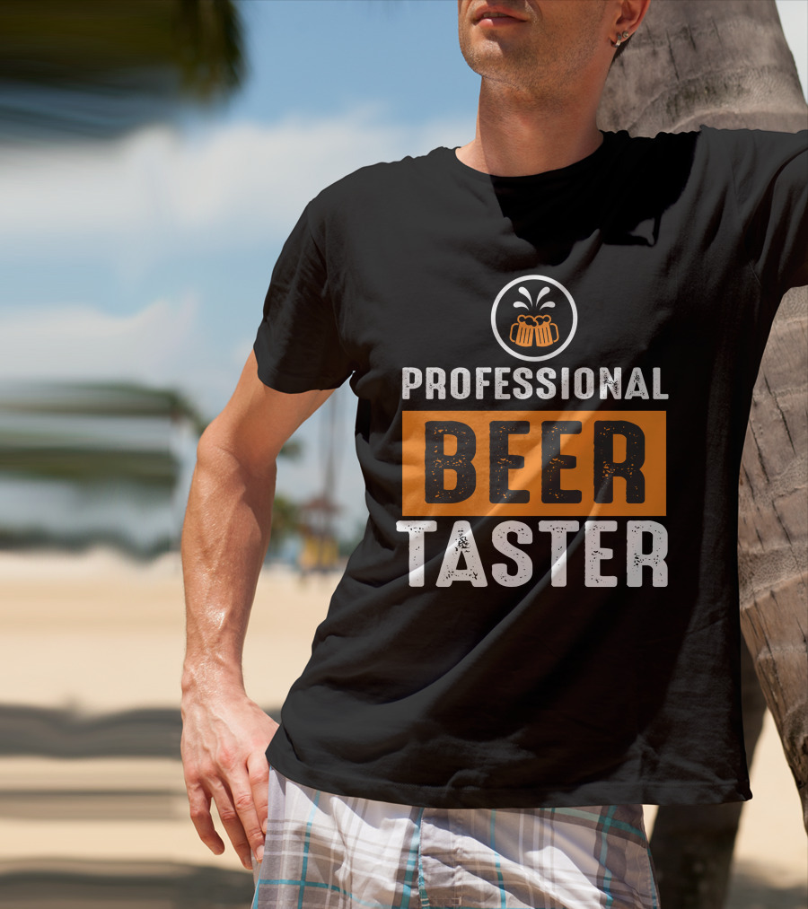 PROFESSIONAL BEER TASTER Two Frothy Mugs T-Shirt