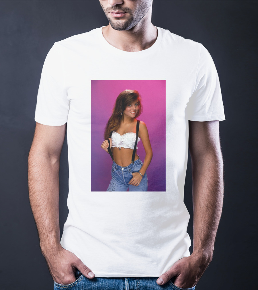 Saved By The Bell Kelly Kapowski 90s T-Shirt