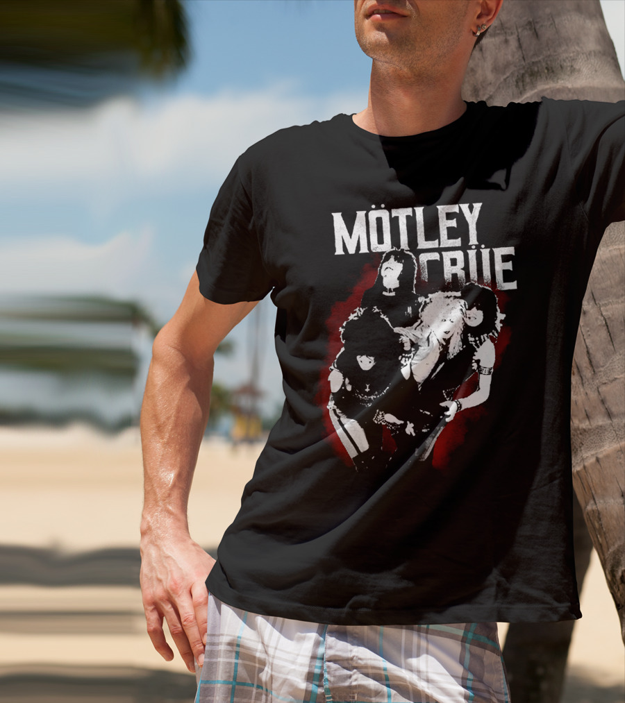 Mötley Crüe Vintage Band Photo Black And Red T-Shirt