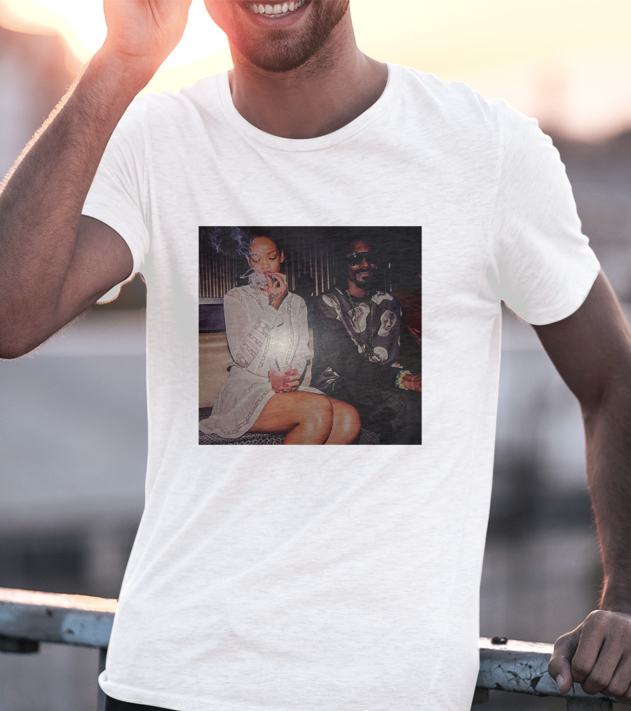 Rihanna Snoop Dogg Fenty Smoky Moment T-Shirt